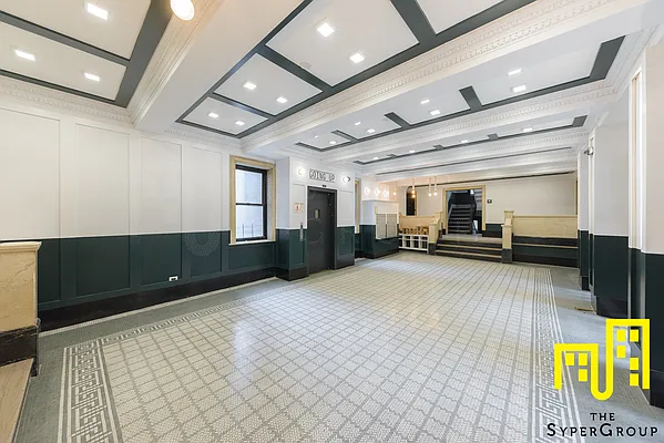 Rented by The Syper Group | media 8
