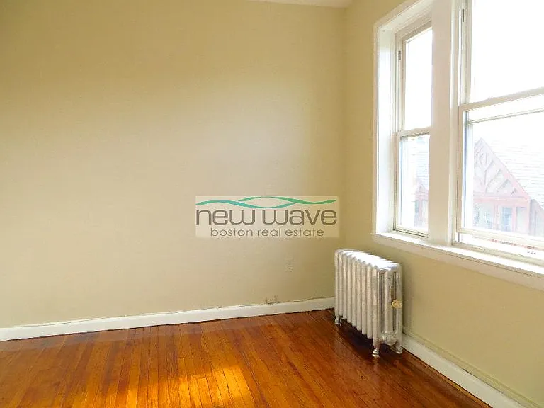 61 Hemenway St #4 — Photo 5