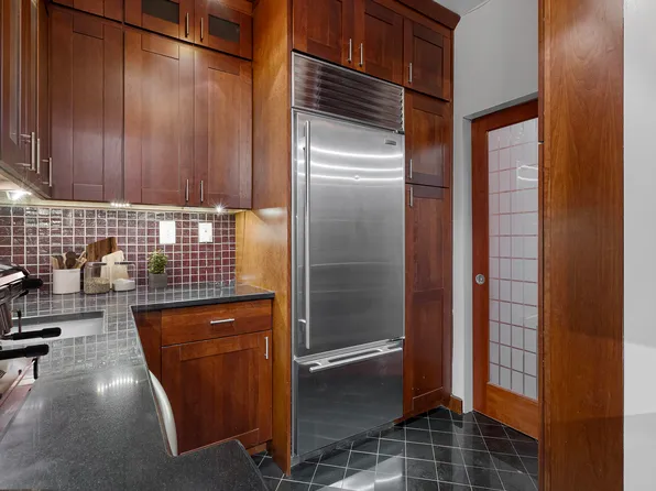 112 West 72nd Street image 10 of 14