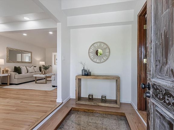 4th image of 6548 Ivy Ln