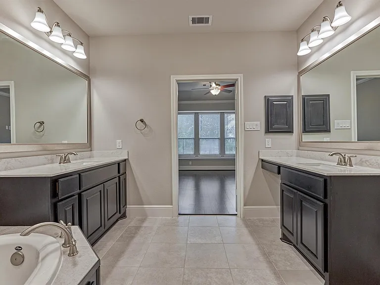 20911 Velvet Wing Dr — Photo 19
