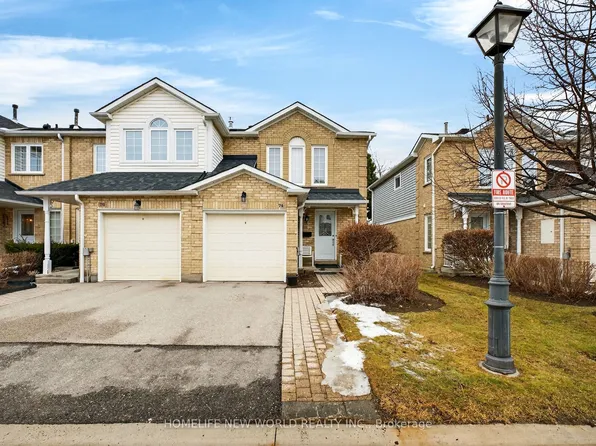 74 Heathcliffe Sq, Brampton, ON L6S 5R4