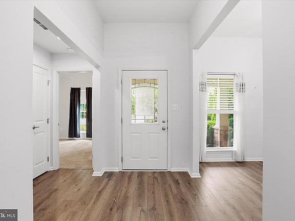 5th image of 1304 Moore Spring Ct
