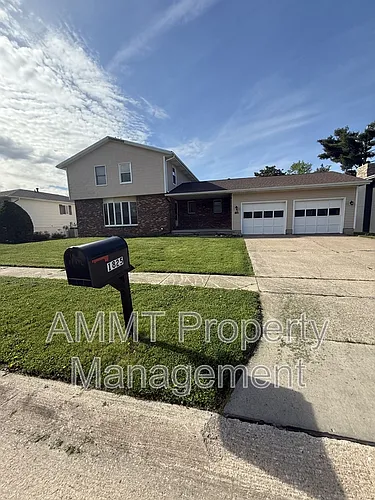 1825 26th Ave Photo 1