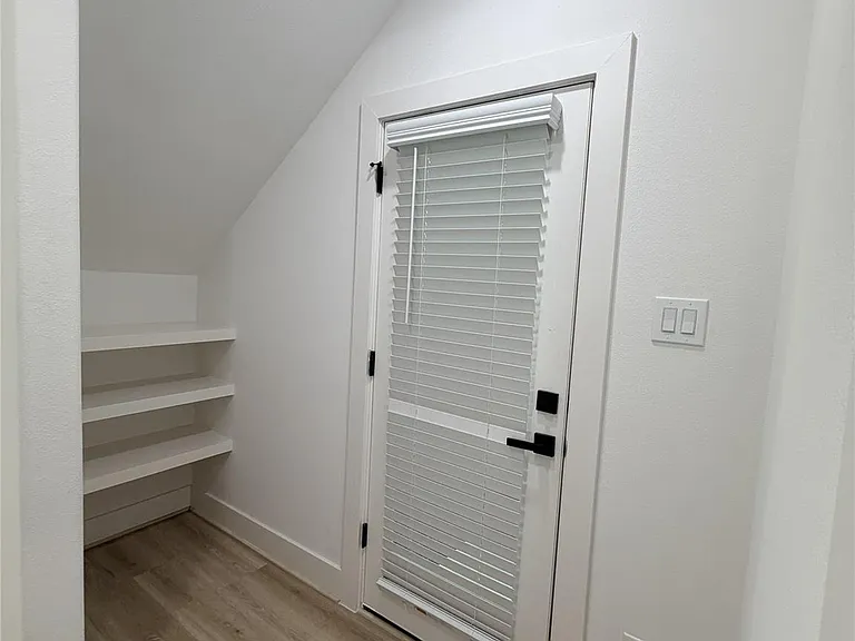 2706 Cochran St — Photo 35