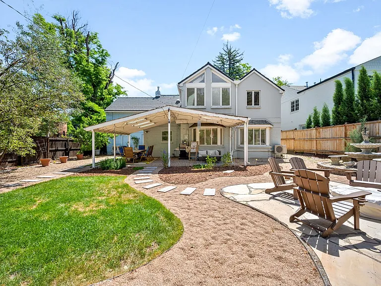 525 Forest St — Photo 32
