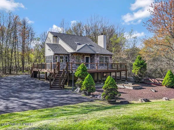 458 Cedar Dr, Long Pond, PA 18334