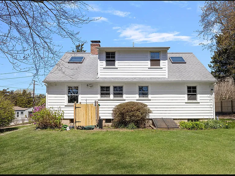 153 Hamilton Ave — Photo 10
