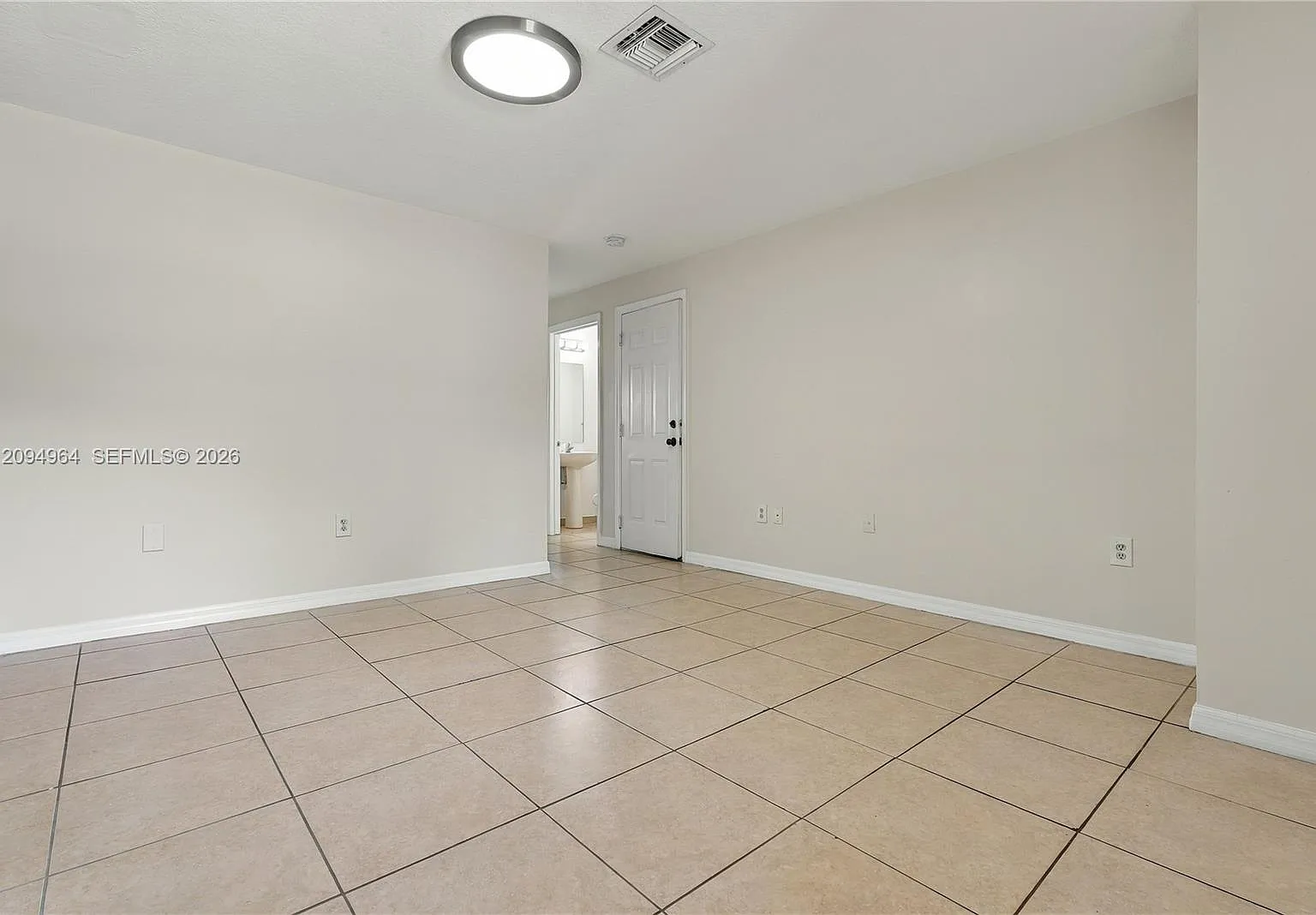 Cedars Woods Homes Condo — Photo 4
