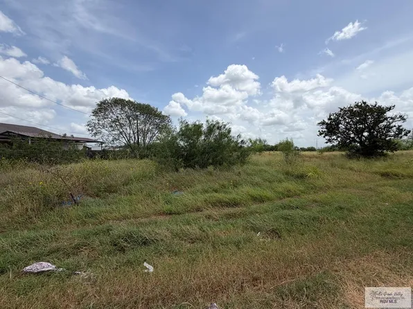 0 La Parra St, San Benito, TX 78586