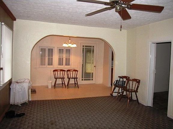 4th image of 648 Lake Shore Blvd