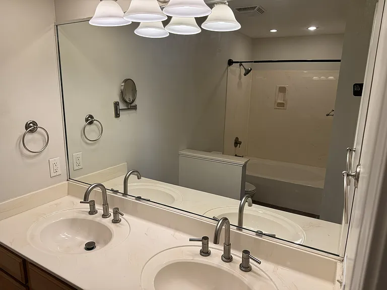 408 24th Ave N #302 — Photo 9
