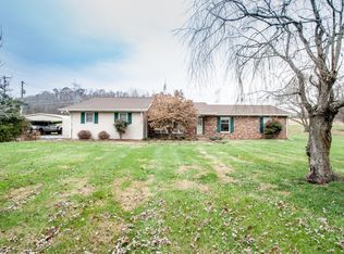 604 Warren Dr, Piney Flats, TN 37686