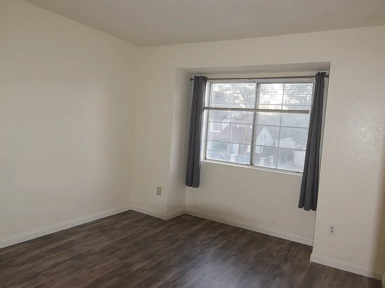 37522 Monarch St — Photo 19