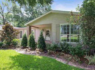 16054 Tiger Bend Rd, Baton Rouge, LA 70817
