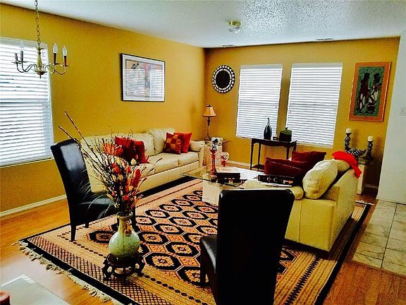 3rd image of 1034 Mazourka Dr