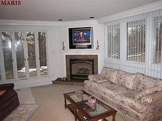 2nd image of 1199 S Glenwood Ln