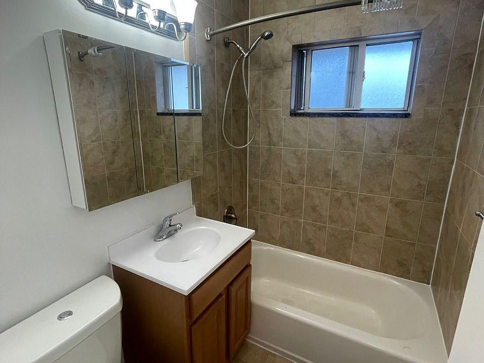 2nd image of 247 S Kinderkamack Rd #247