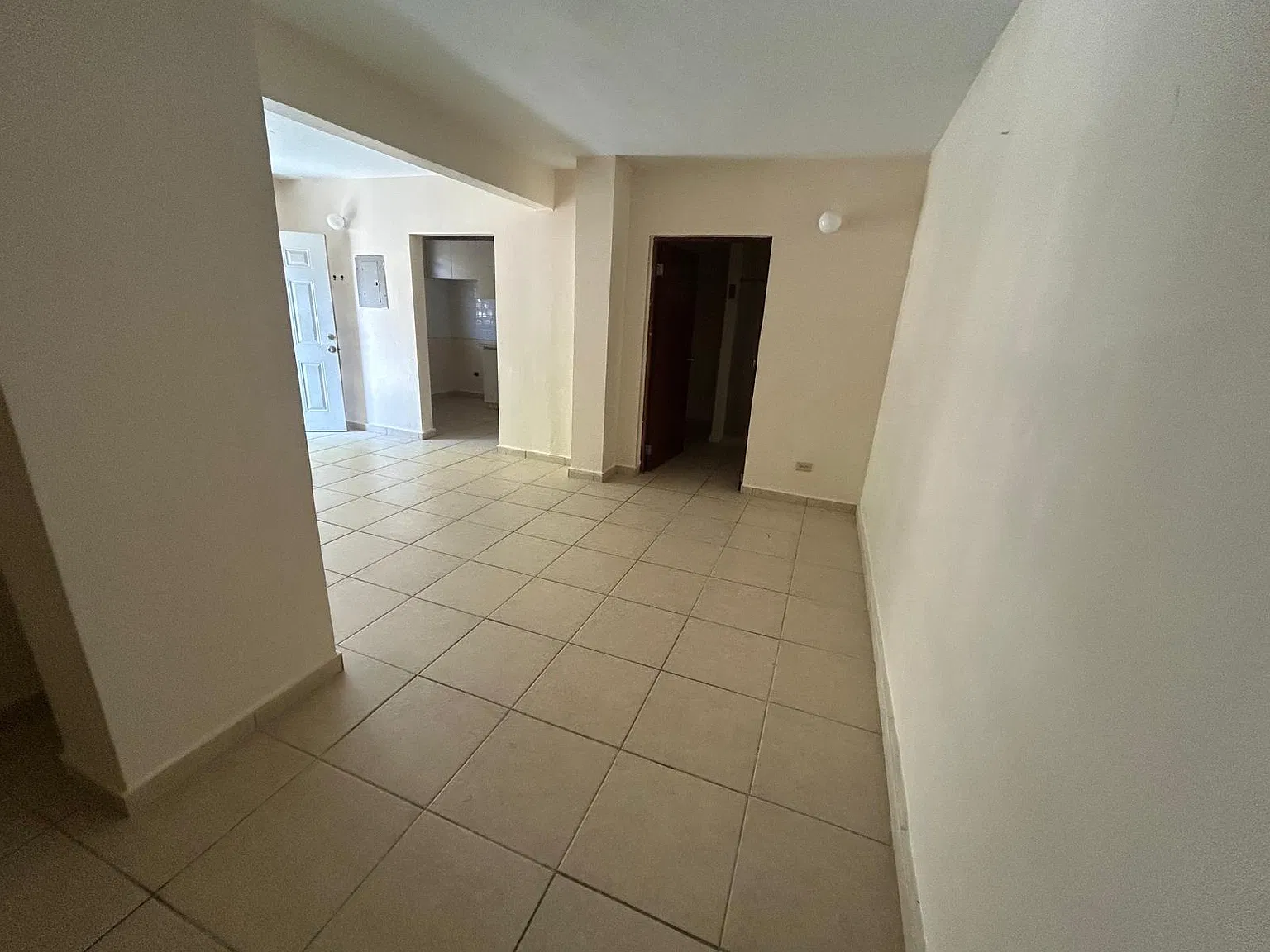 2 bed, 600 sqft, $850 — Photo 3