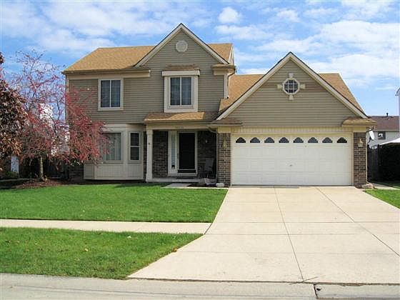 1st image of 22173 Sherwood Ln