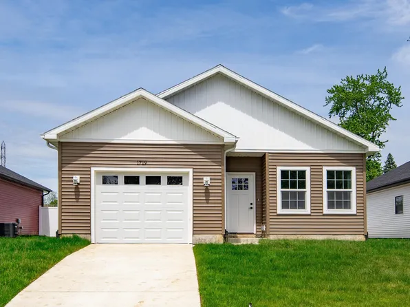 1719 Thornhill Dr, South Bend, IN 46614