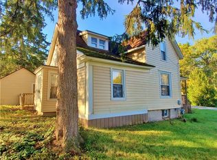 703 Park Ave, Keuka Park, NY 14478