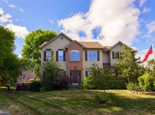 821 Willow Ridge Ct, York, PA 17404