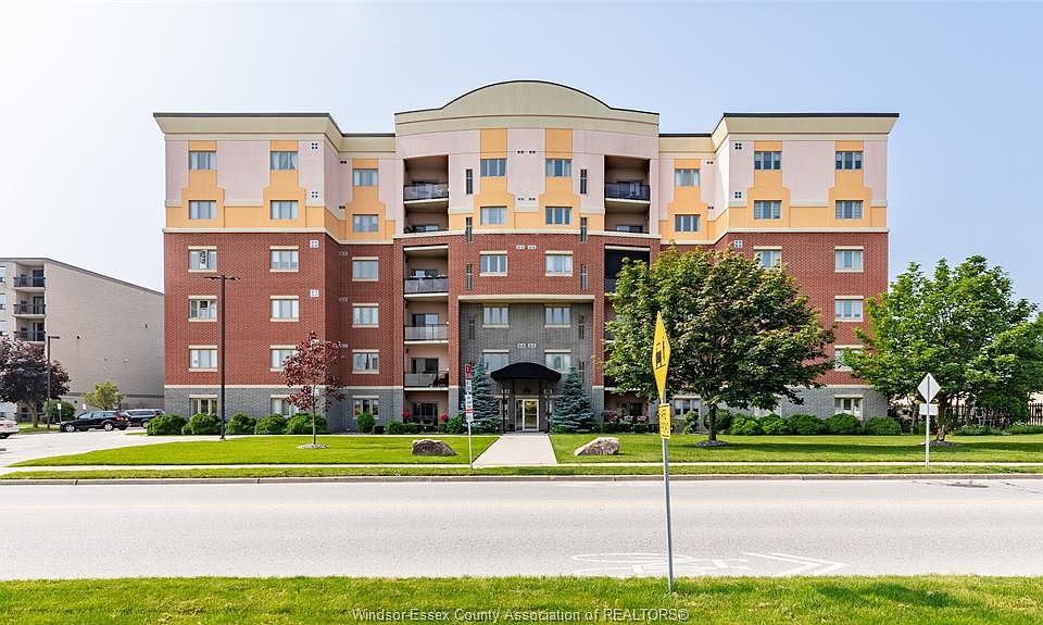 1st image of 1855 Normandy St #503