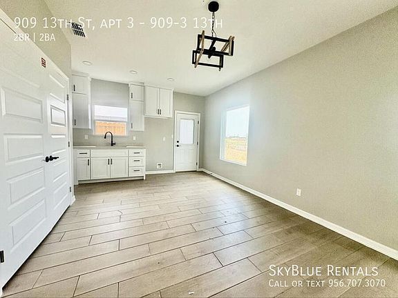 3rd image of 909 W 13th St #3