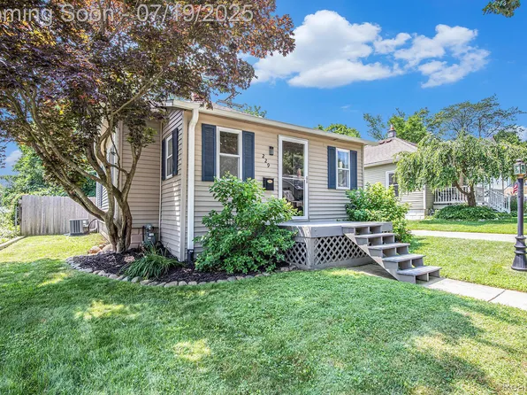 229 W Lafayette St, Romeo, MI 48065