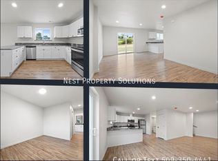 215 W 1st St #14, Warden, WA 98857