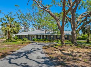 1525 Dory Ln, Southport, FL 32409