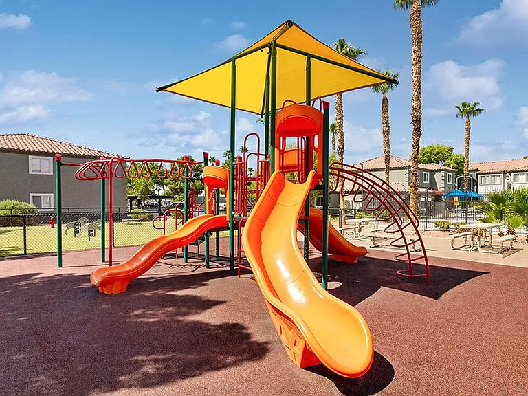 Loma Vista — Photo 27