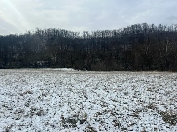 1418 Flat Creek Rd, Barbourville, KY 40906