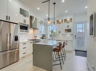 2868 E 49th Ave, Vancouver, BC V5S 1M3