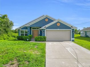 2920 6th St SW, Lehigh Acres, FL 33976