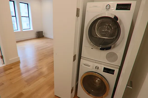 Rented by PMG Real Estate  | media 14