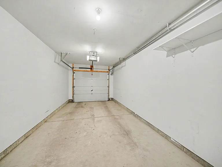 2738 Barclay Way — Photo 22