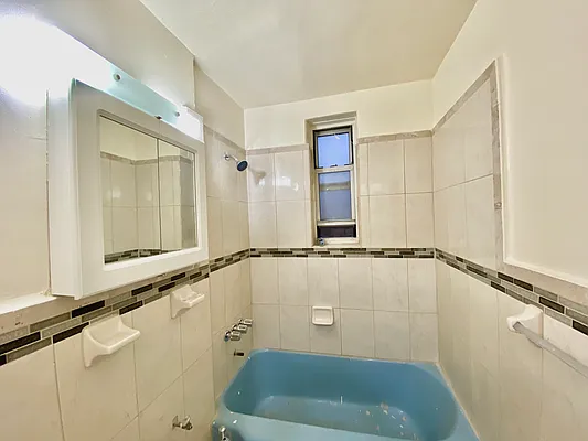 Rented by Bruma Realty LLC | media 14