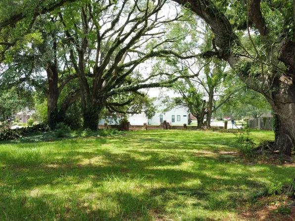 3020 Verot School Rd, Lafayette, LA 70508