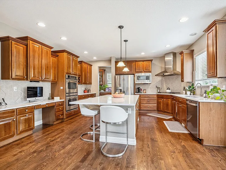 5984 W Hoover Ave — Photo 12