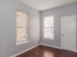 1225 W Erie St #3, Chicago, IL 60642