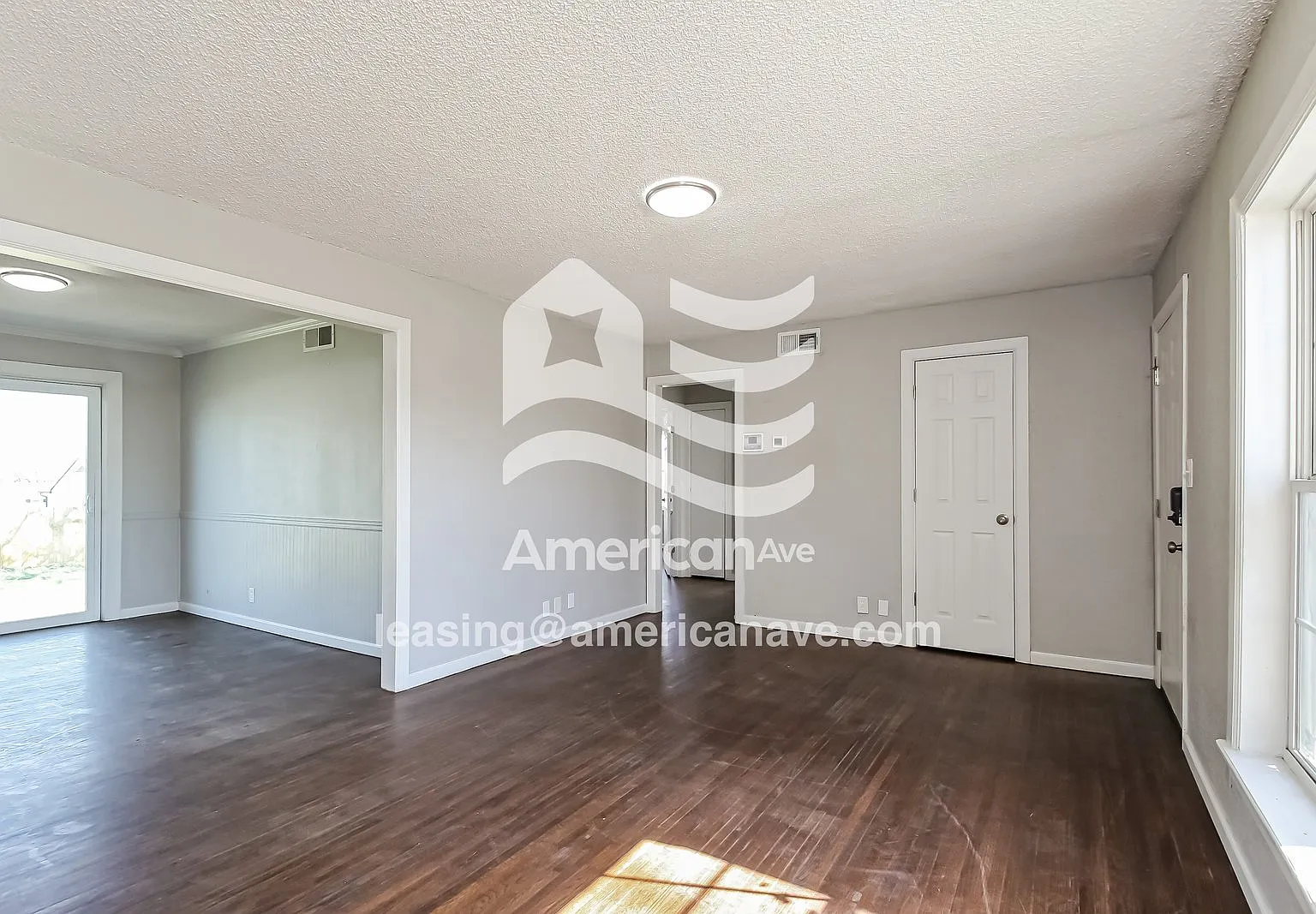 4 bed, 1.5 bath, 1311 sqft, $1,368 — Photo 3