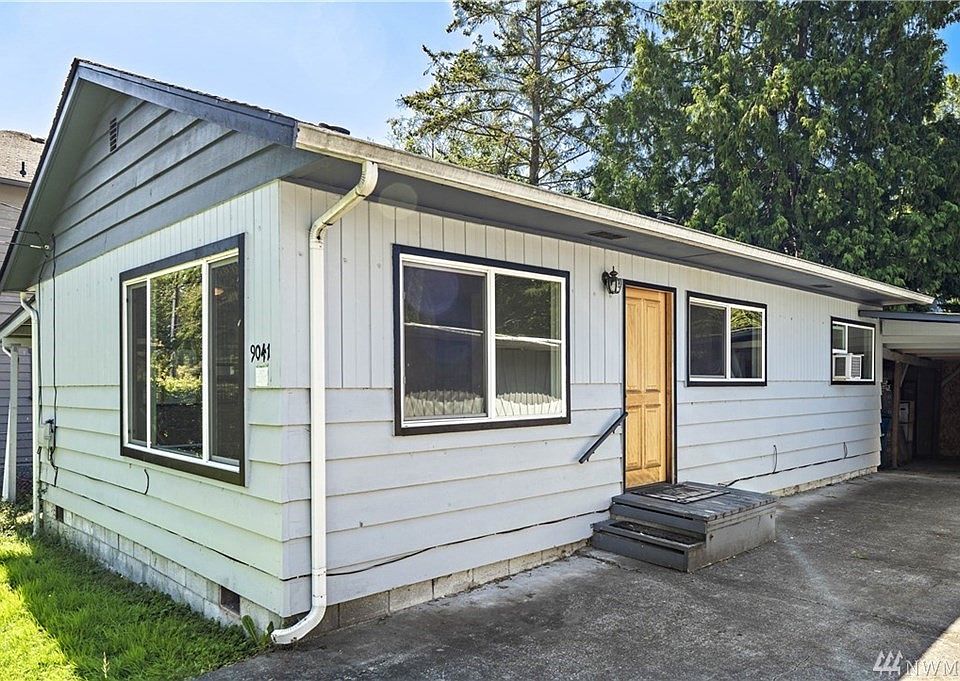 1st image of 9041 49th Ave NE