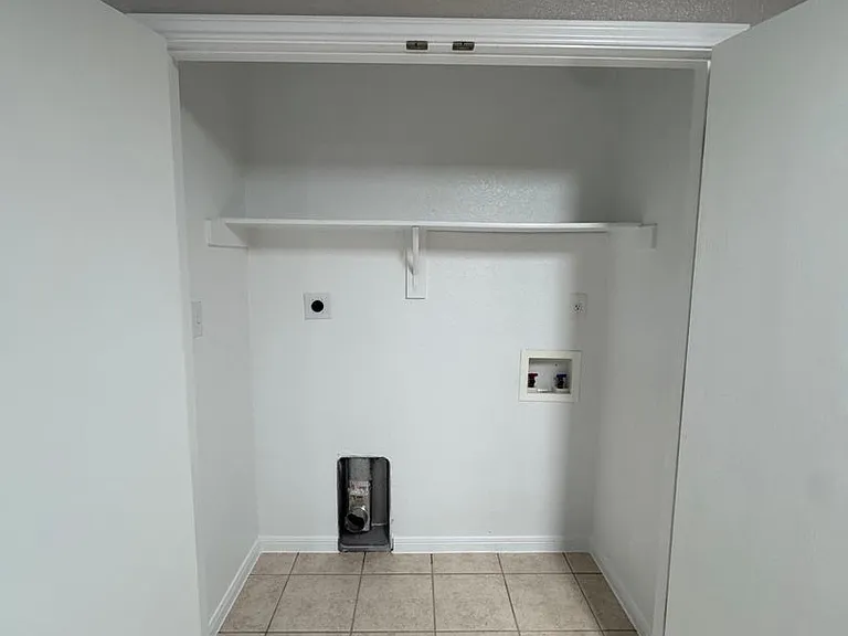507 Bermuda — Photo 8