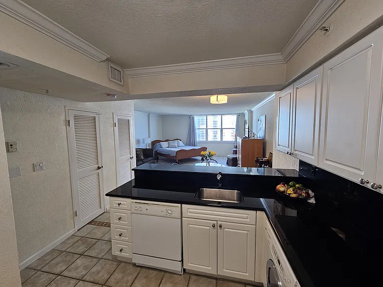 2501 S Ocean Dr #1003 — Photo 8