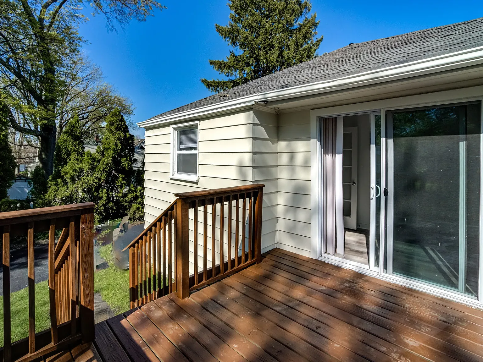 3 bed, 1274 sqft, $1,850 — Photo 4