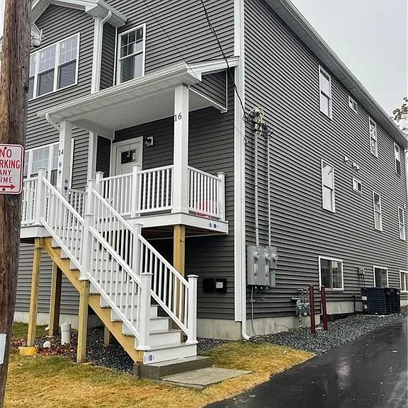 14 Sherwood St #2 — Photo 5