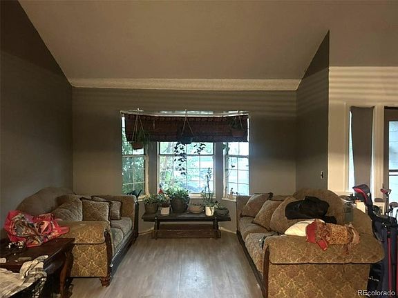 3rd image of 8252 Iris Court