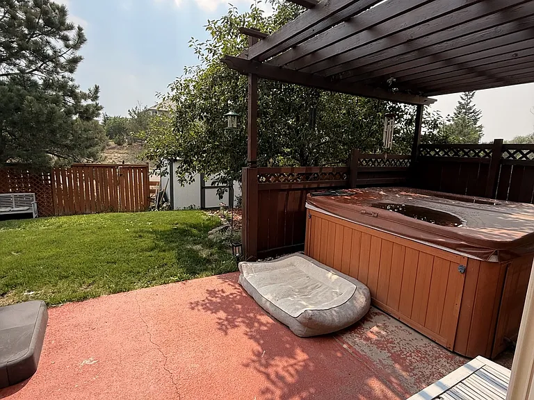15170 Chelmsford St — Photo 40